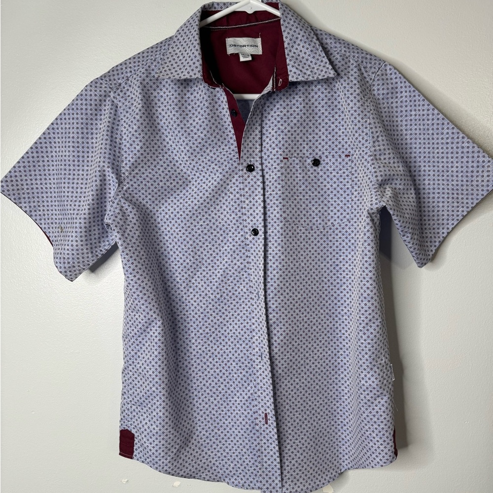 Distortion Kids Blue and Burgundy Patterned Short Sleeve  Size 14/16 Shirt